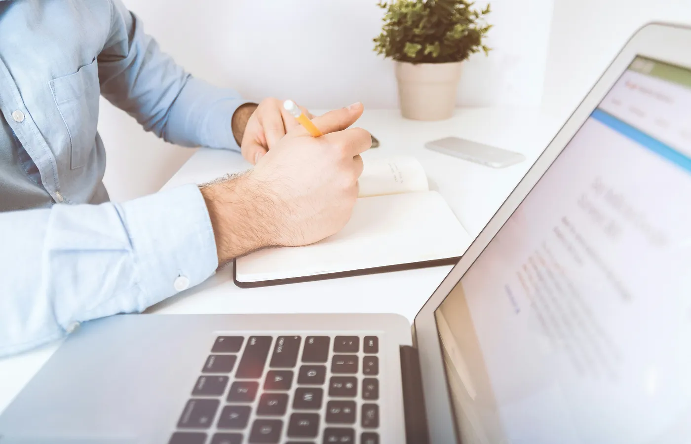 Five Questions to Ask Before You Brief a Software Agency