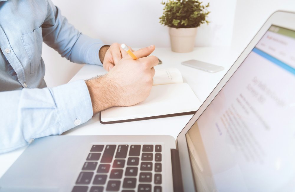 Five Questions to Ask Before You Brief a Software Agency